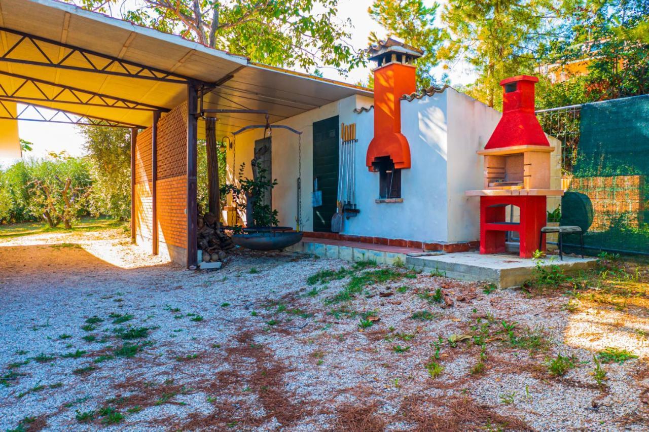 Vista Allegra Pagoda - Villa Con Piscina โคลอนเนลลา ภายนอก รูปภาพ